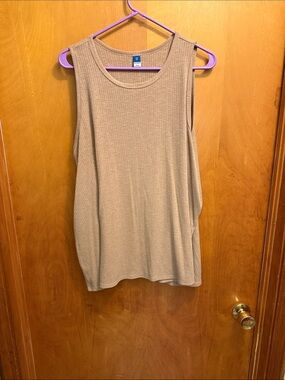 Old Navy Ribbed Tank Top in Tan
